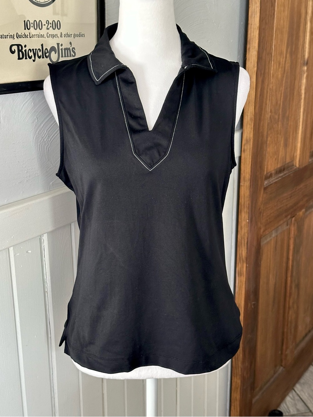 Tommy Bahama Golf Sleeveless Polo Top Black Contrast Stitch Size M